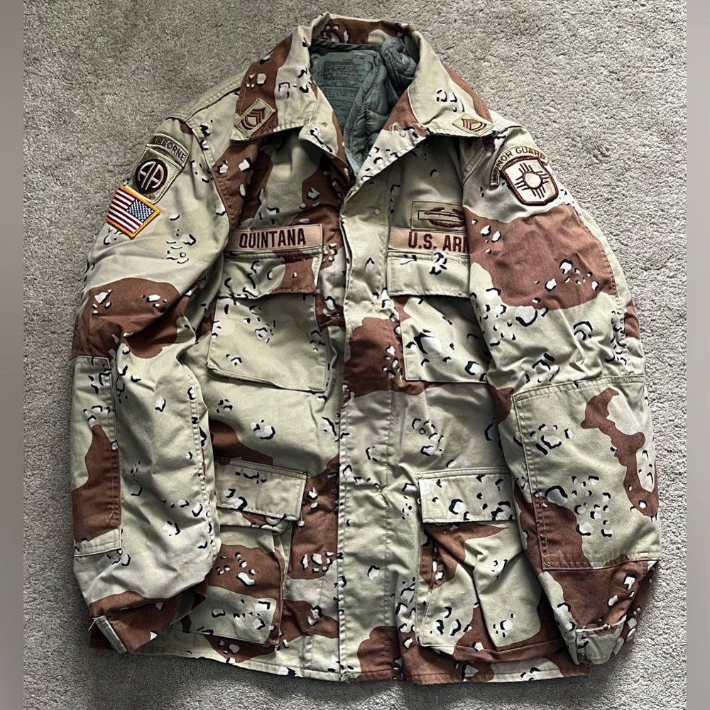 U.S. Army 6-Color Desert Combat Top (DBDU)